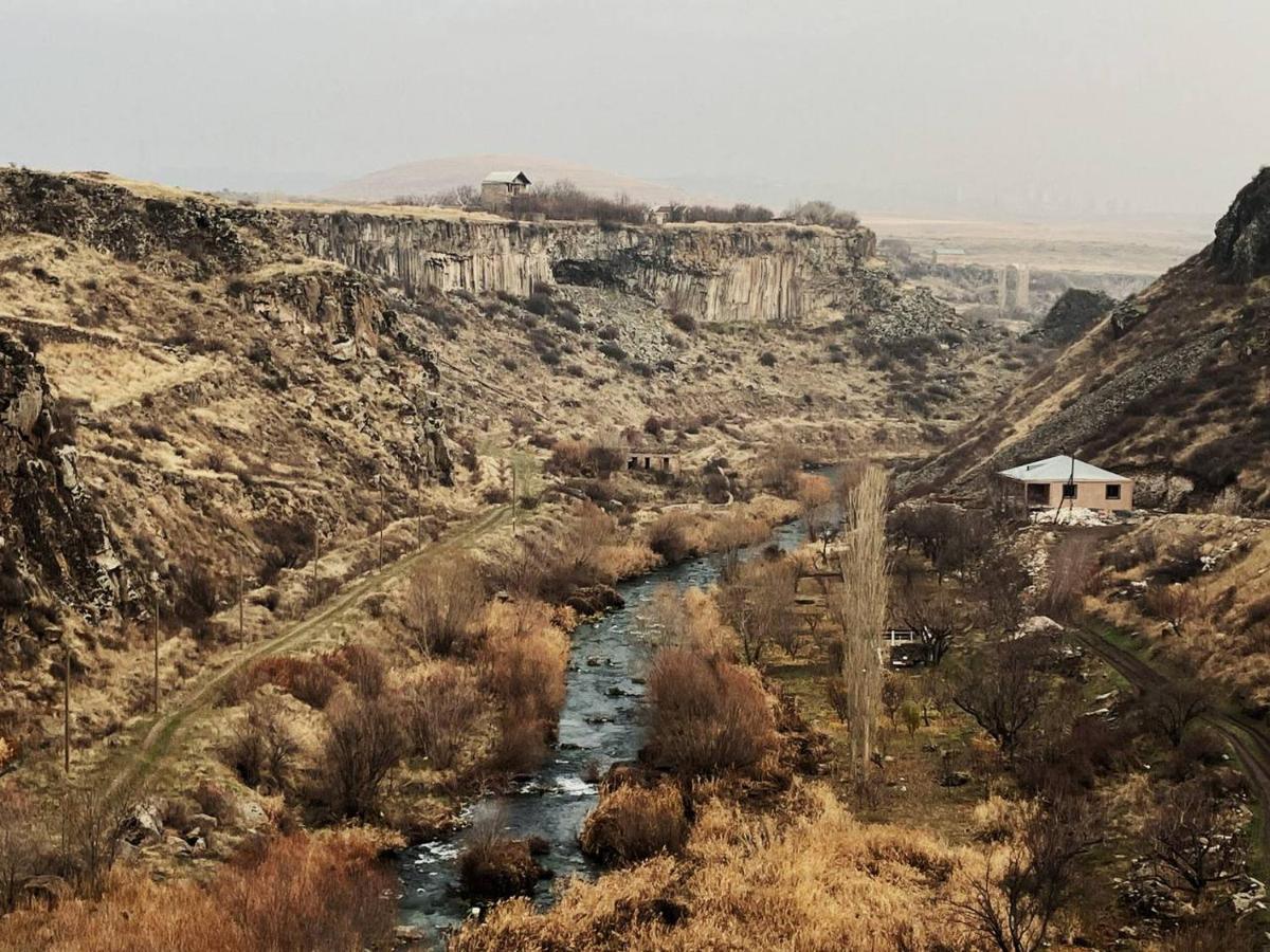 Zove Rural Cottage With Garden Views K'arashamb Экстерьер фото